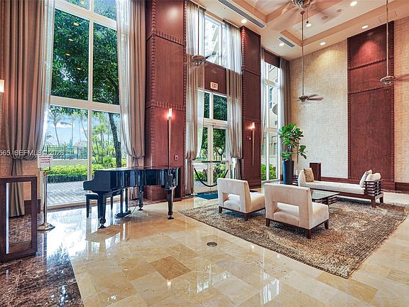 4th image of 19501 W Country Club Dr APT 207