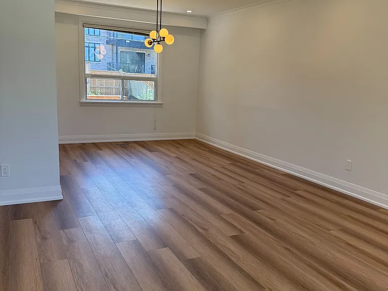 21 Chopin Ave — Photo 17