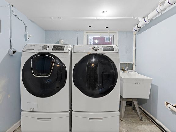 4th image of 206 Highland Ave #1