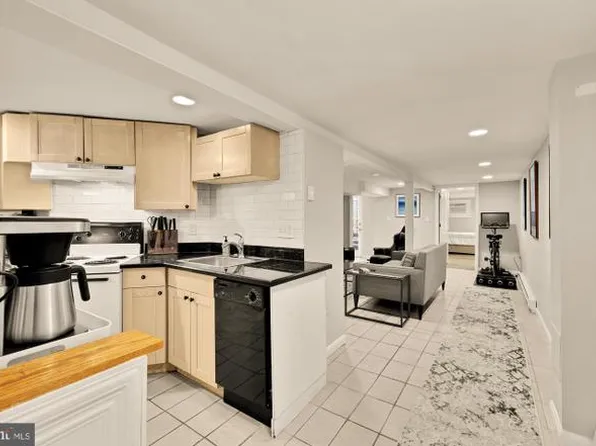 3111 11th St NW #B, Washington, DC 20010