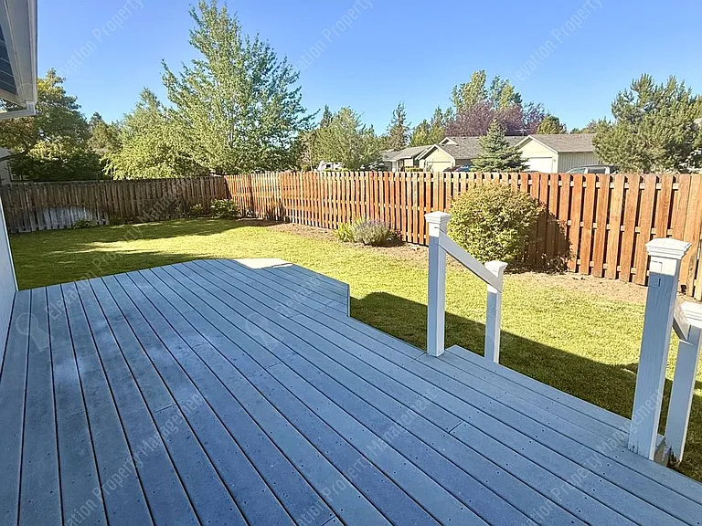 3092 NE Tahoe Ct — Photo 24