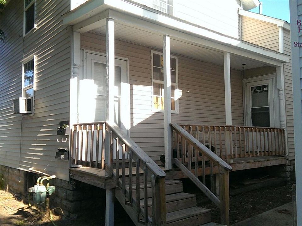 2nd image of 1407 W Madison St