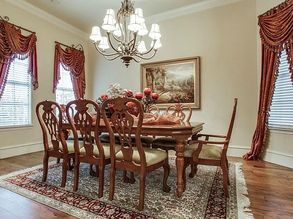 5th image of 6118 Stapleford Cir