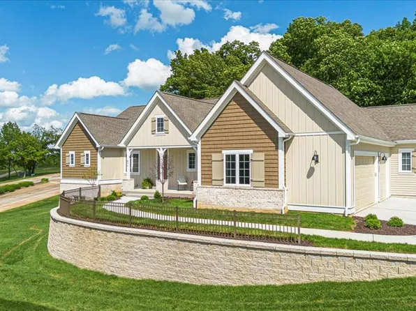 477 Parkview Ln, Eureka, MO 63025