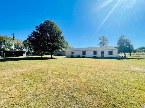 1433 Kentucky Ave, Kevil, KY 42053