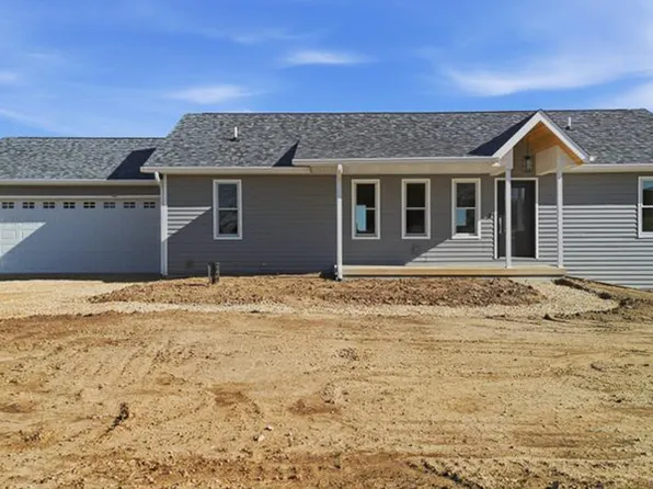 21-59 Lake Carroll Blvd, Lanark, IL 61046