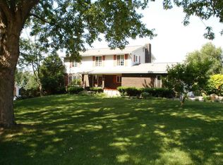 2917 Bullard Rd, Hartland, MI 48353