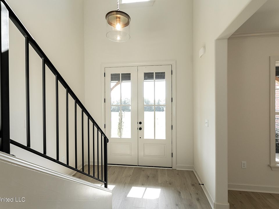 36 Cedar Crest Cv, Byhalia, MS 38611 MLS 4040948 Zillow