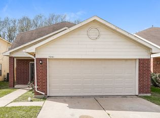 7331 Parkland Manor Dr, Cypress, TX 77433