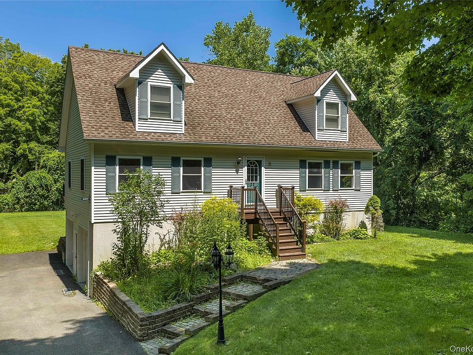 1st image of 22 Hickory Lane