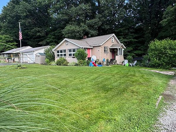 63 Fredonia Rd