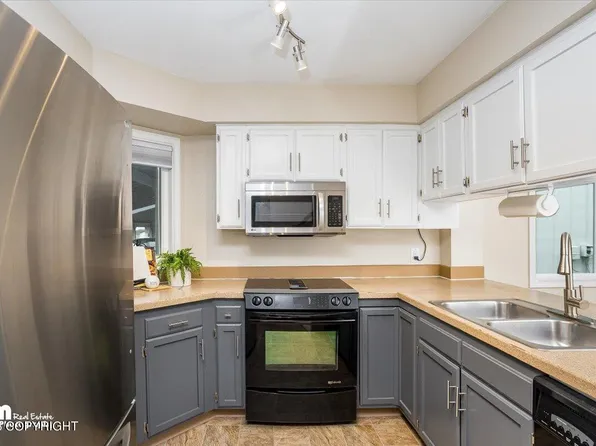 4181 E 20th Ave #C-16, Anchorage, AK 99508