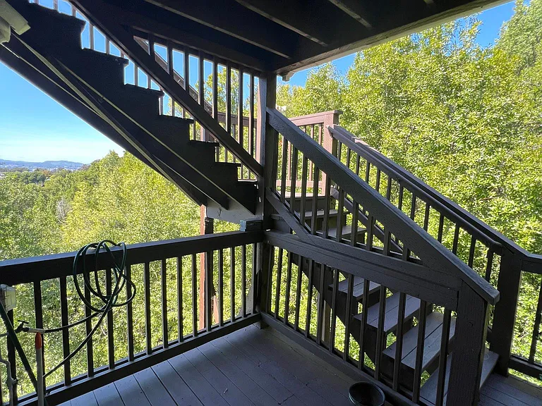 Main floor deck