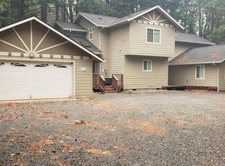 410 E River St, Cave Junction, OR 97523