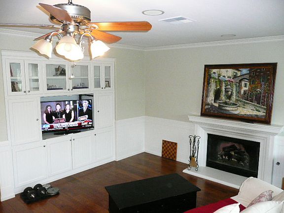 Familyroom/fireplace