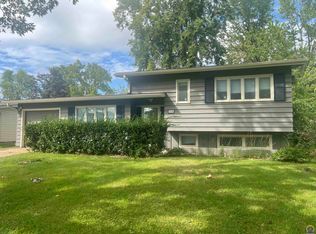 3506 SW Twilight Dr, Topeka, KS 66614