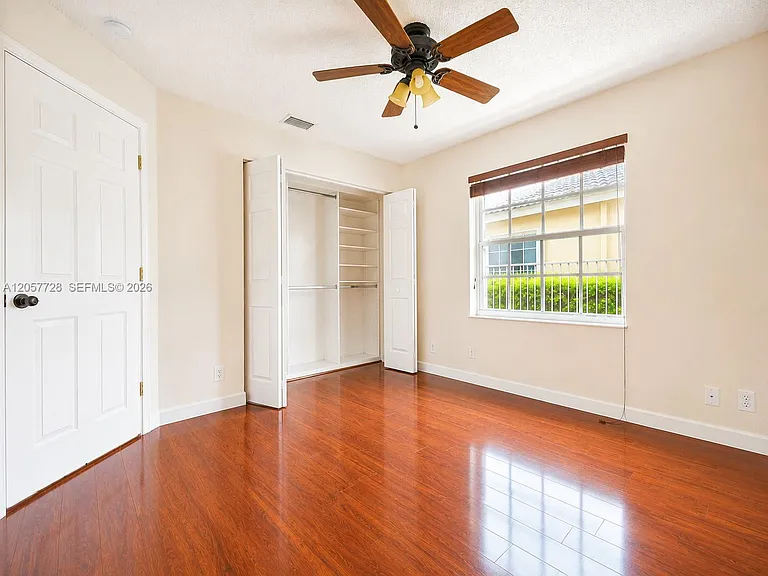 1041 Cedar Falls Dr — Photo 22
