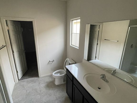3rd image of 11131 W Mobile Ln