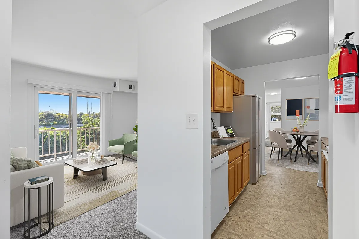 Living Area - Lighthouse Hill Apartments