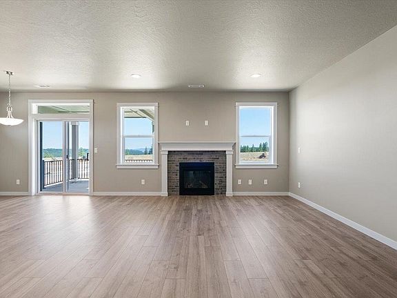4th image of 1496 W 68th Avenue Block Lot 8-2