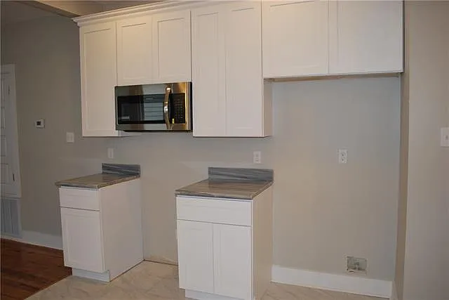 8408 Hickory St — Photo 6