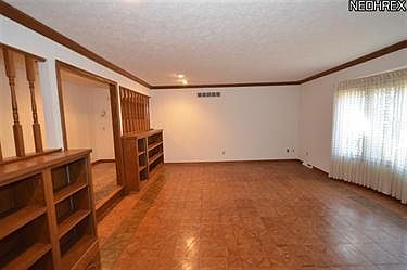 3rd image of 11214 Arrowhead Dr