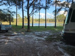 107 Elm St, Interlachen, FL 32148