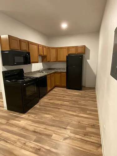 401 1st Ave Photo 1