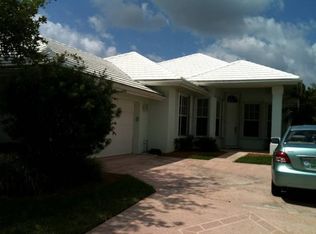 426 SW Fairway Lndg, Port Saint Lucie, FL 34986