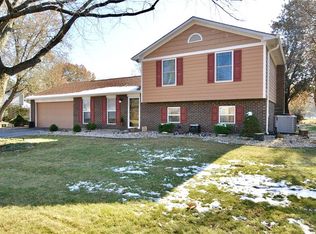 8251 Pointers Ct, Indianapolis, IN 46256