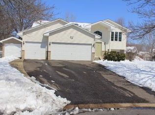 2059 123rd Ave NW, Coon Rapids, MN 55448