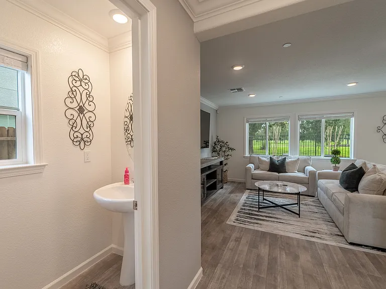 438 Miwok Ln — Photo 6