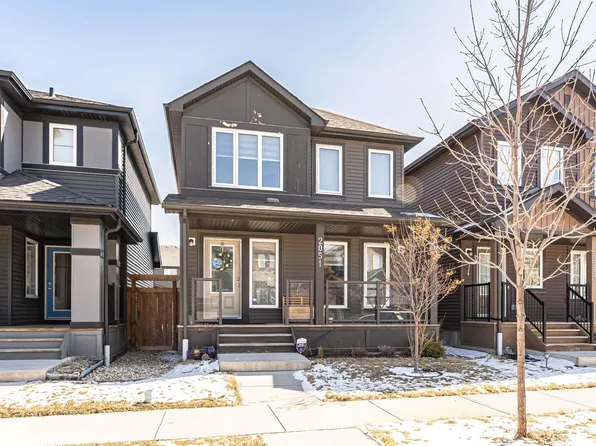 2051 Graydon Hill Cres SW, Edmonton, AB T6W 4C5