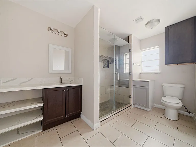 7410 Antoine Dr — Photo 8