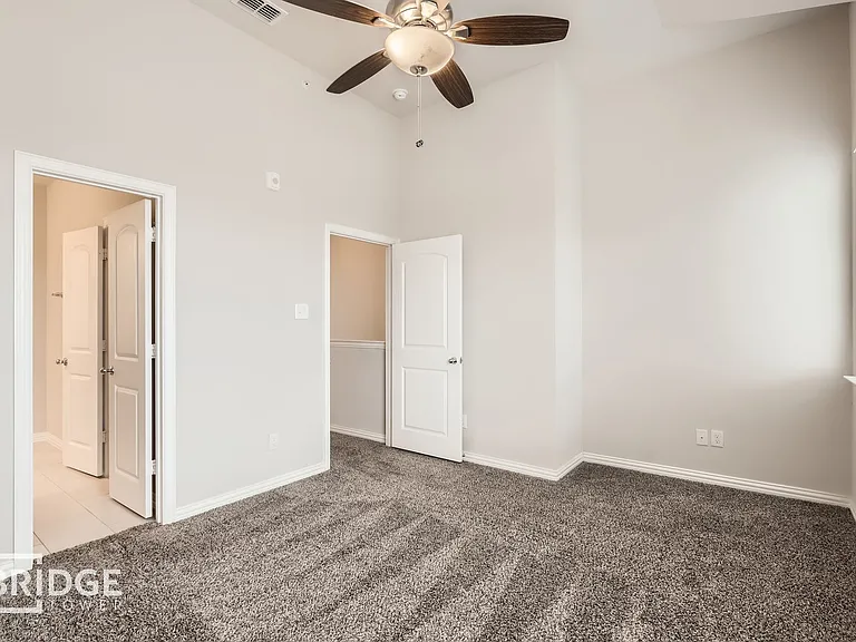 Lamar Townhomes — Photo 47