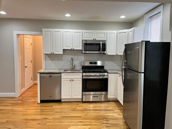 1800 Newton St NE #5