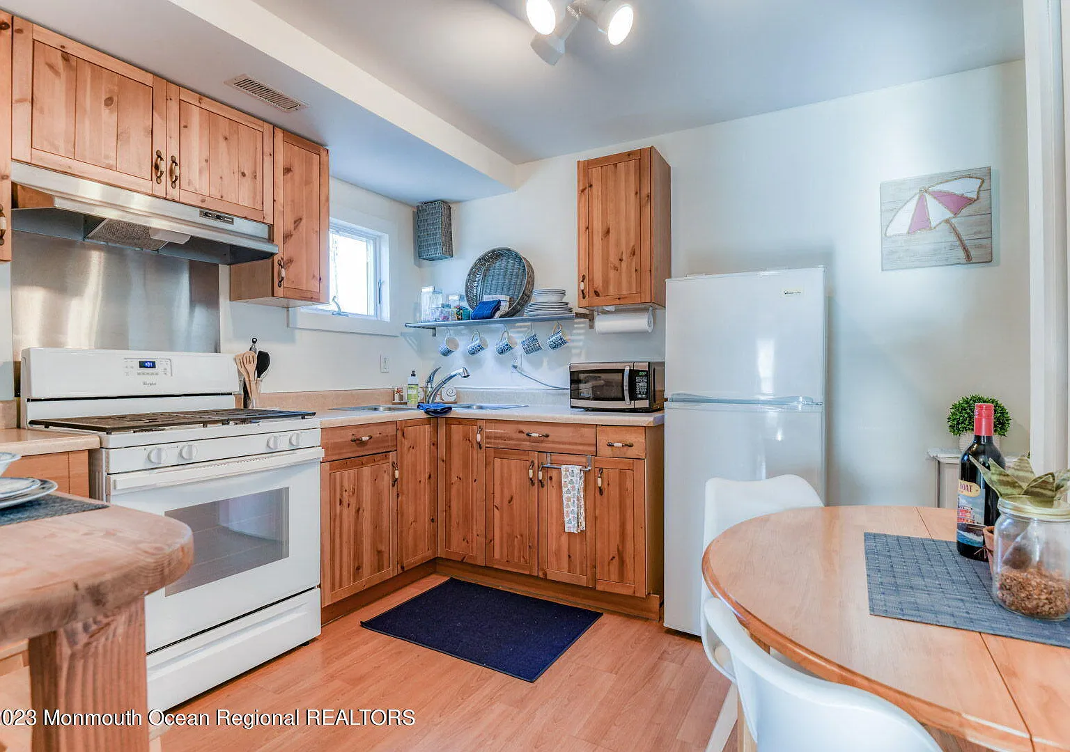2 bed, 2096 sqft, $2,000 — Photo 4