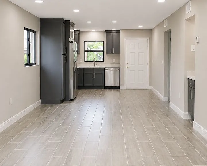 16341 Dublin Cir #105-C/O — Photo 16