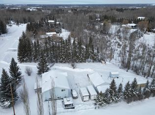 2228 Parkland Dr, Parkland County, AB T7Y 2L2