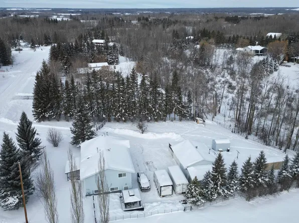 2228 Parkland Dr, Parkland County, AB T7Y 2L2