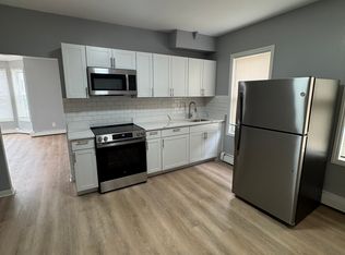 592 Front St FLOOR 2, Woonsocket, RI 02895