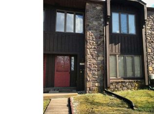 2143 Bromley Cmn, Holland, PA 18966