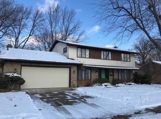 2174 Delaware Dr, Ann Arbor, MI
