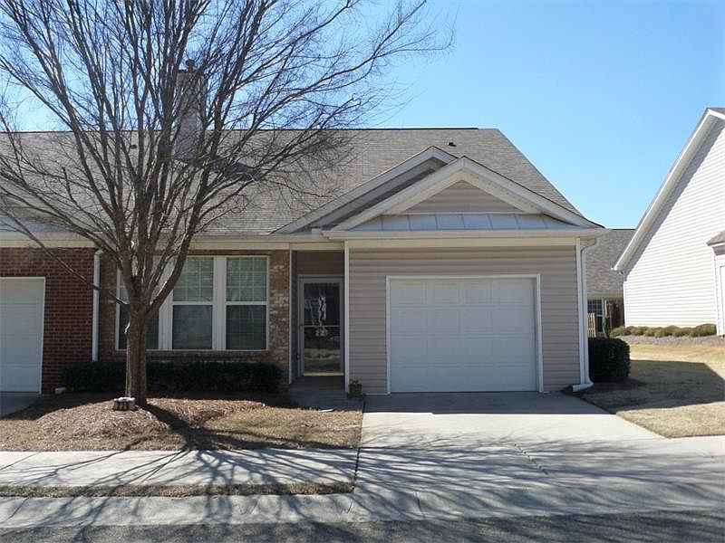 1st image of 229 Riverstone Pl