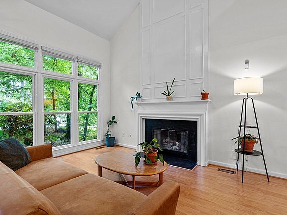 5th image of 4006 Blakeford Dr