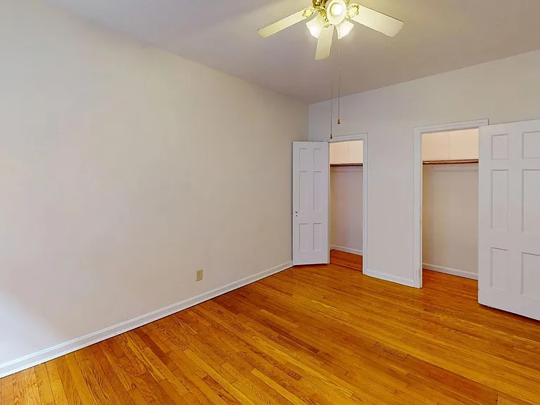 2566 Kemper Rd — Photo 15