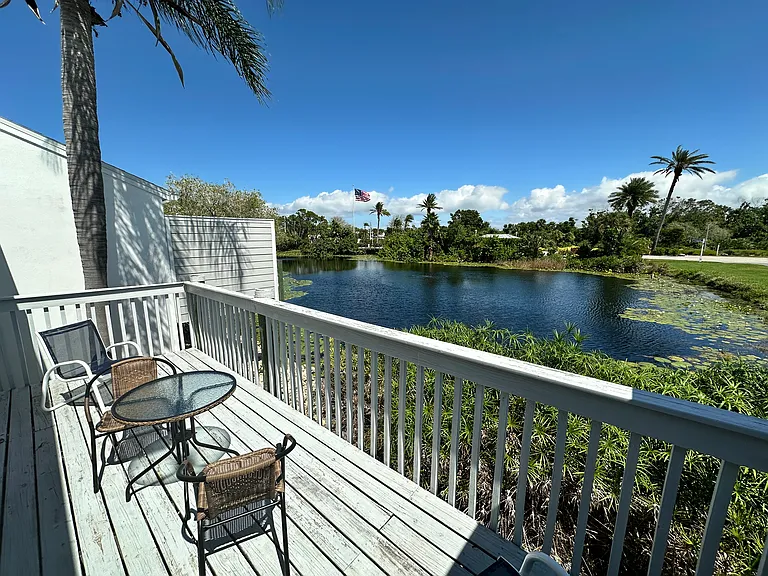 517 Woodstork Cir — Photo 9