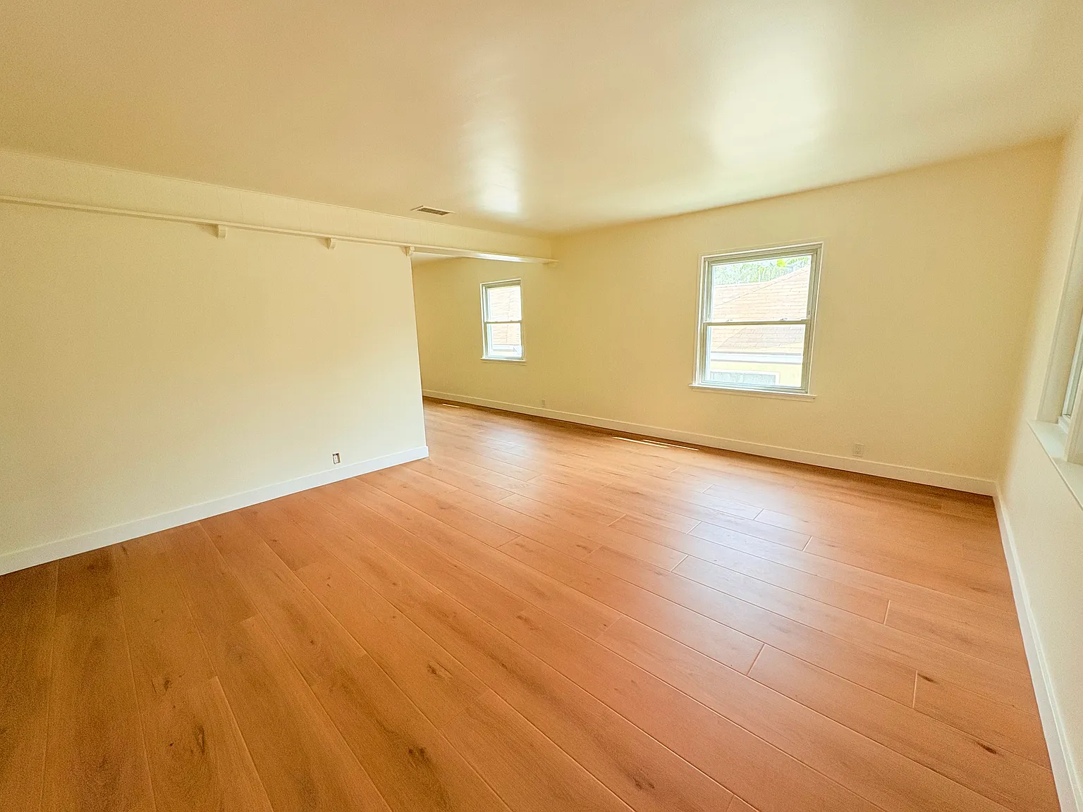 3 bed, 1632 sqft, $5,500 — Photo 4