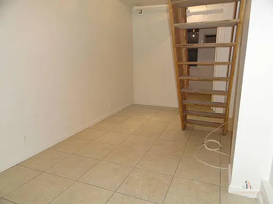 Rented by ONE Manhattan Real Estate | media 7