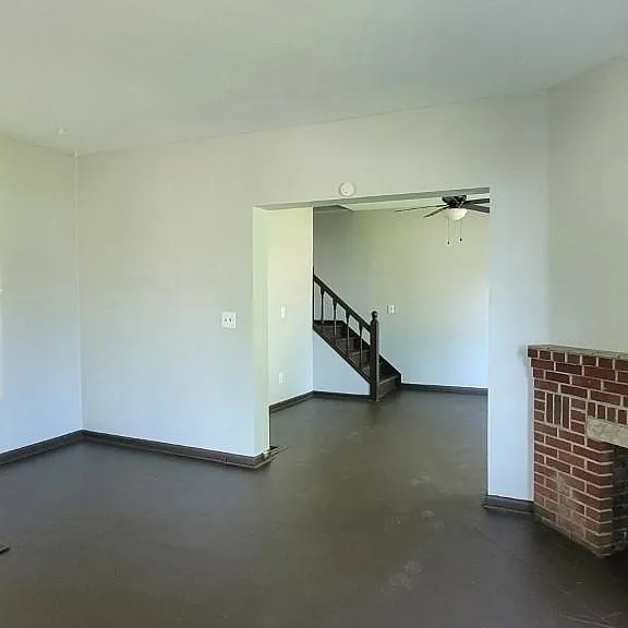752 Euclid Ave — Photo 7